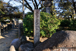 三重県指定史跡 桑名城跡 石碑｜高解像度画像サイズ：8192 x 5464 pixels｜写真番号：344A6803｜撮影：Canon EOS R5