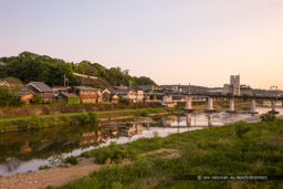 三木城遠景・美嚢川から望む｜高解像度画像サイズ：5575 x 3716 pixels｜写真番号：1P3J6288｜撮影：Canon EOS-1Ds Mark III