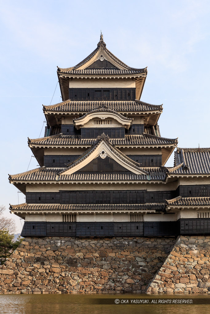 松本城天守南面